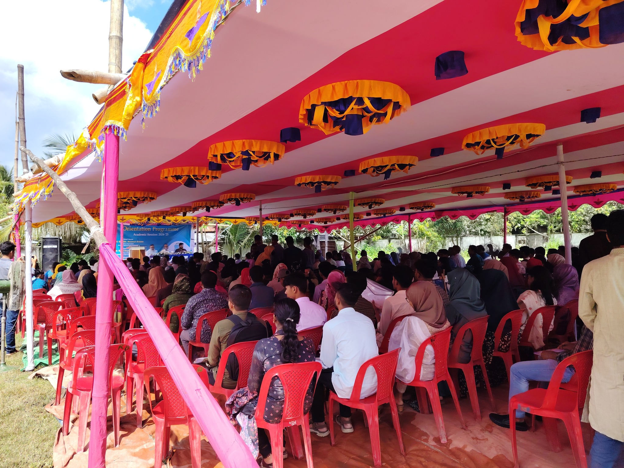 খুকৃবিতে নবাগত শিক্ষার্থীদের ওরিয়েন্টেশন অনুষ্ঠিত