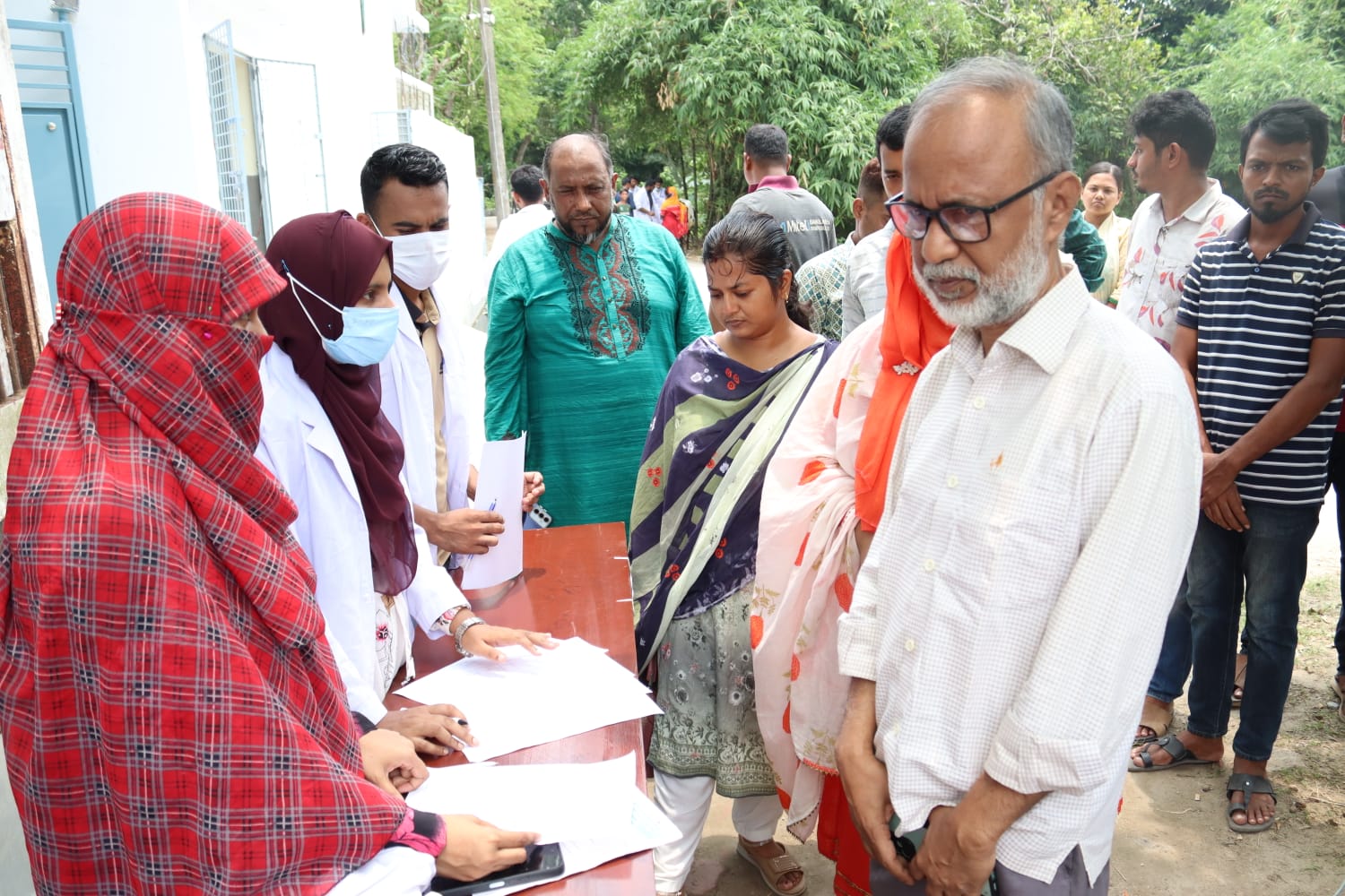 খুকৃবিতে ফ্রি ভেটেরিনারি মেডিকেল ক্যাম্প অনুষ্ঠিত